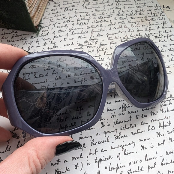 Purple Juicy Couture Round Sunglasses with Thick Frames - Picture 7 of 11